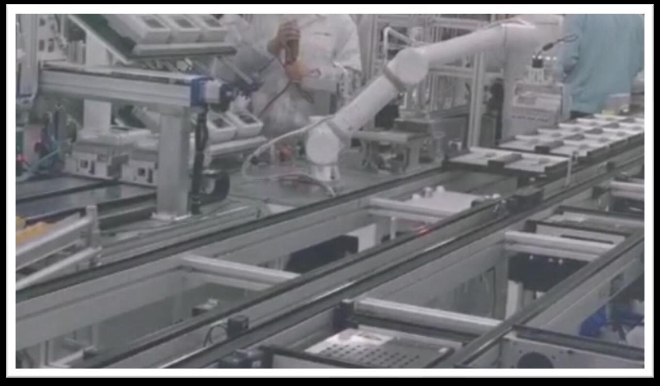 Robot per pallettizzazione e manipolazione